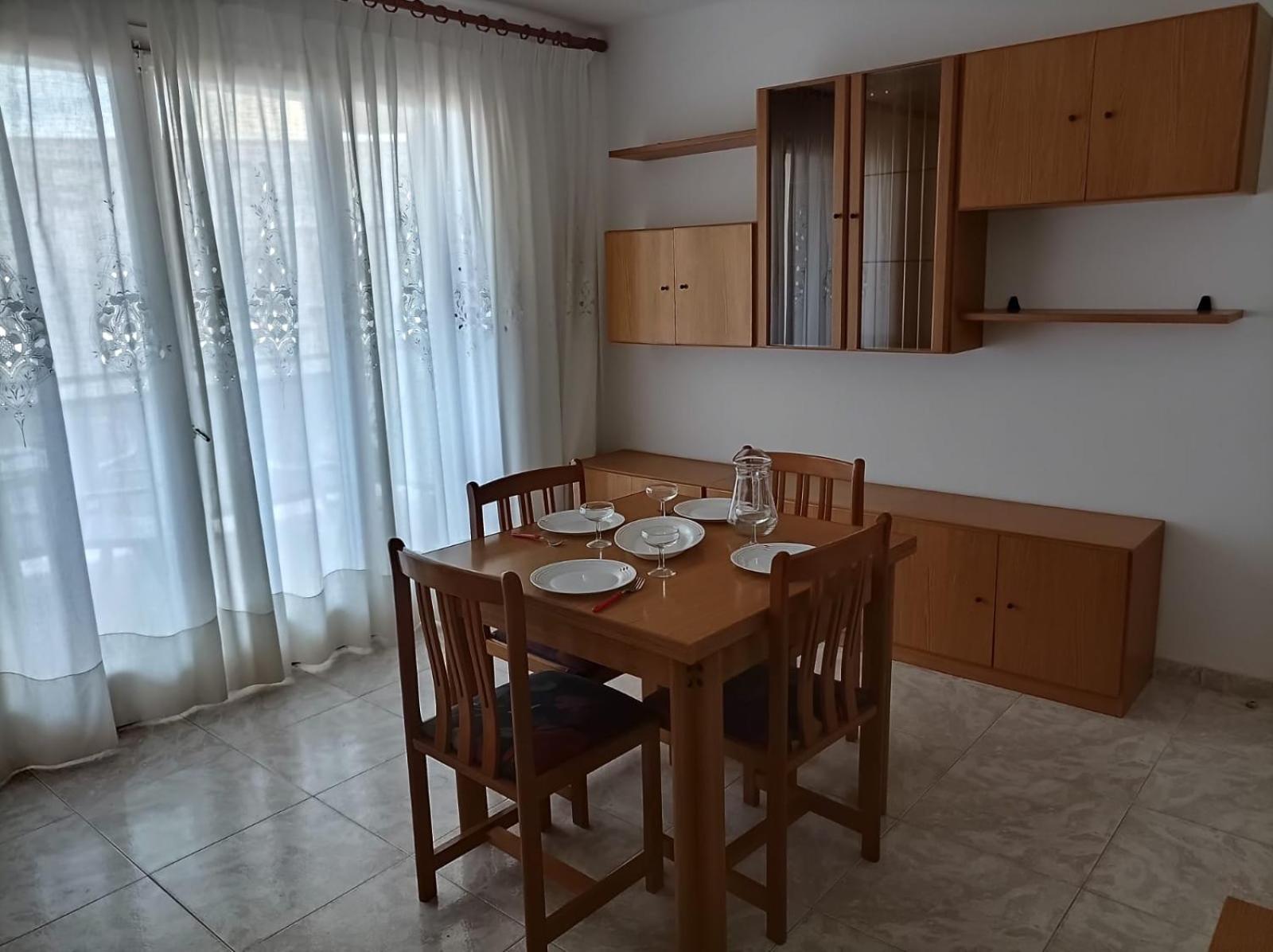 Miami Apartamento Mestres Miami Playa Exteriör bild